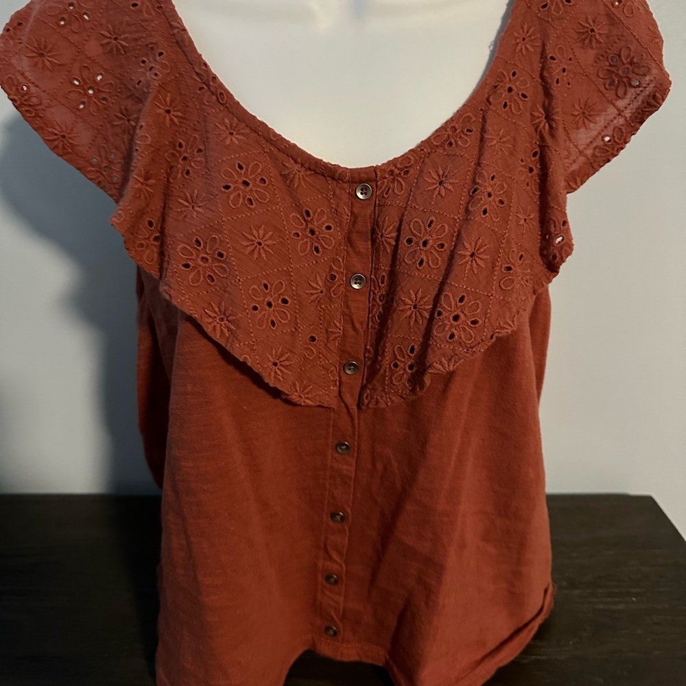 American Eagle top